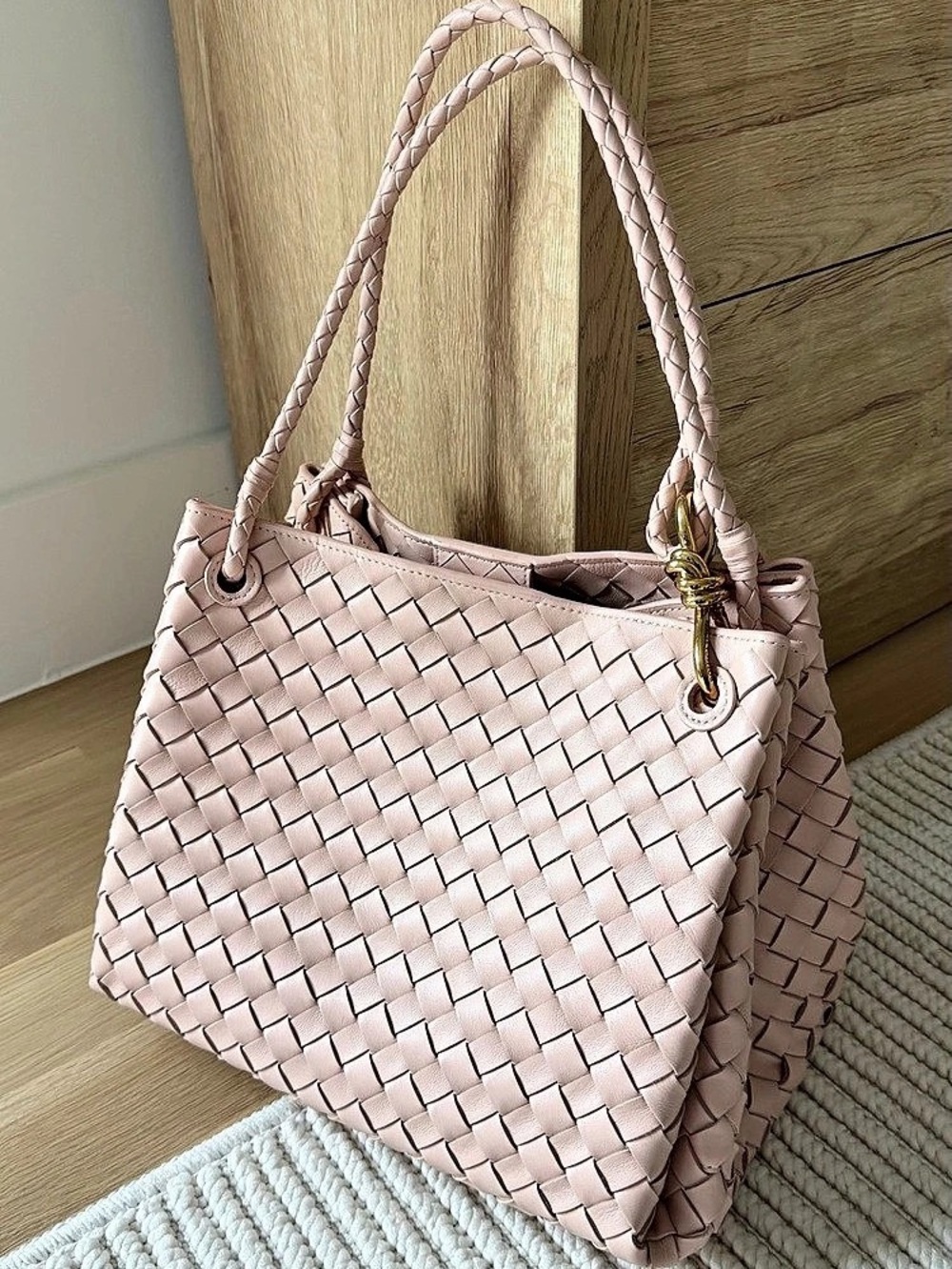 Bottega Veneta Medium Andiamo Bag Woven Leather Tote Pink